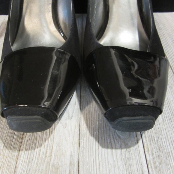 KENNETH COLE - Black Suede/Patent Leather Stack Heels with Ankle Straps - Sz 9.5 - Picture 4 of 10